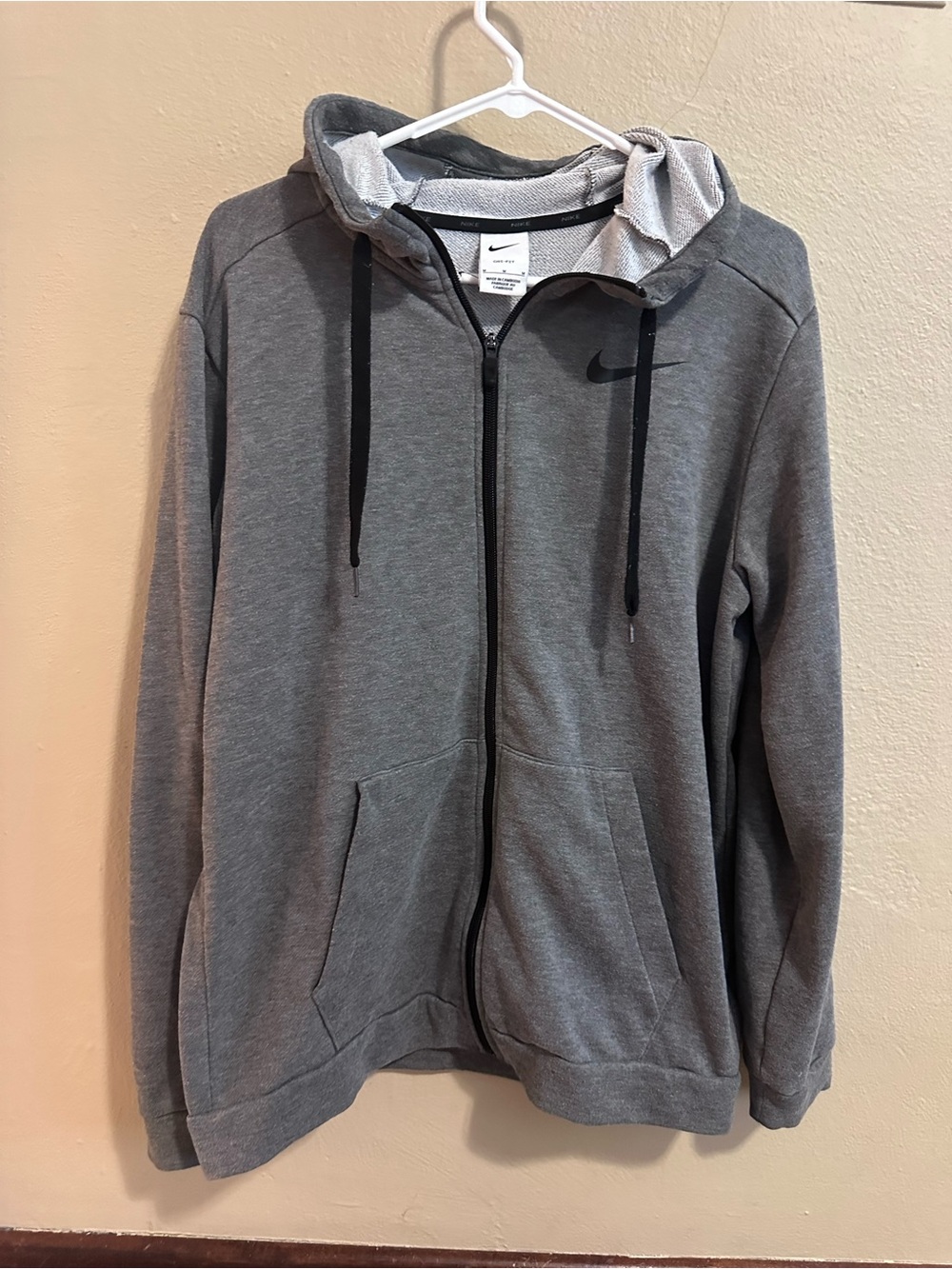 Nike Gray Full-Zip Hooded Sweatshirt with Black Accents